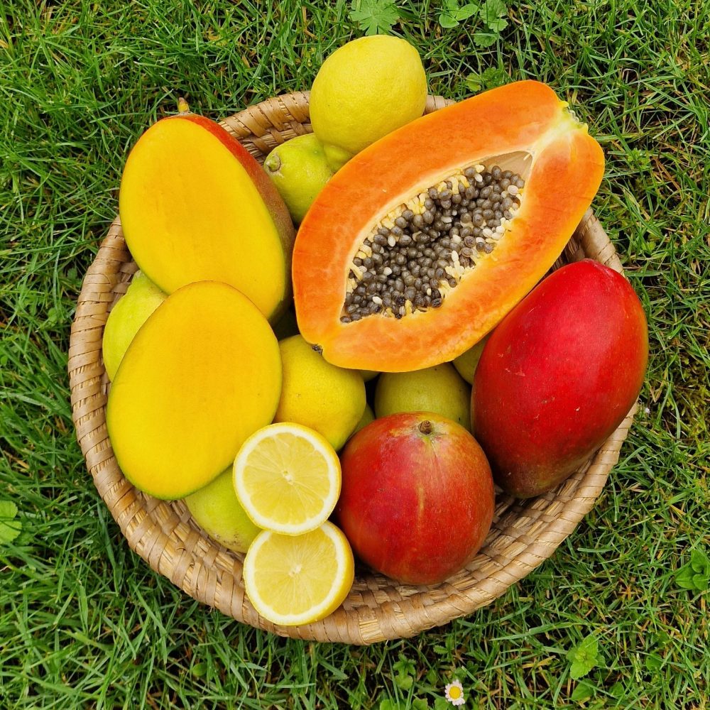 Eksotično sadje s kmetije Paca Marina, pobratena kmetija z Eko kmetijo Avšič.