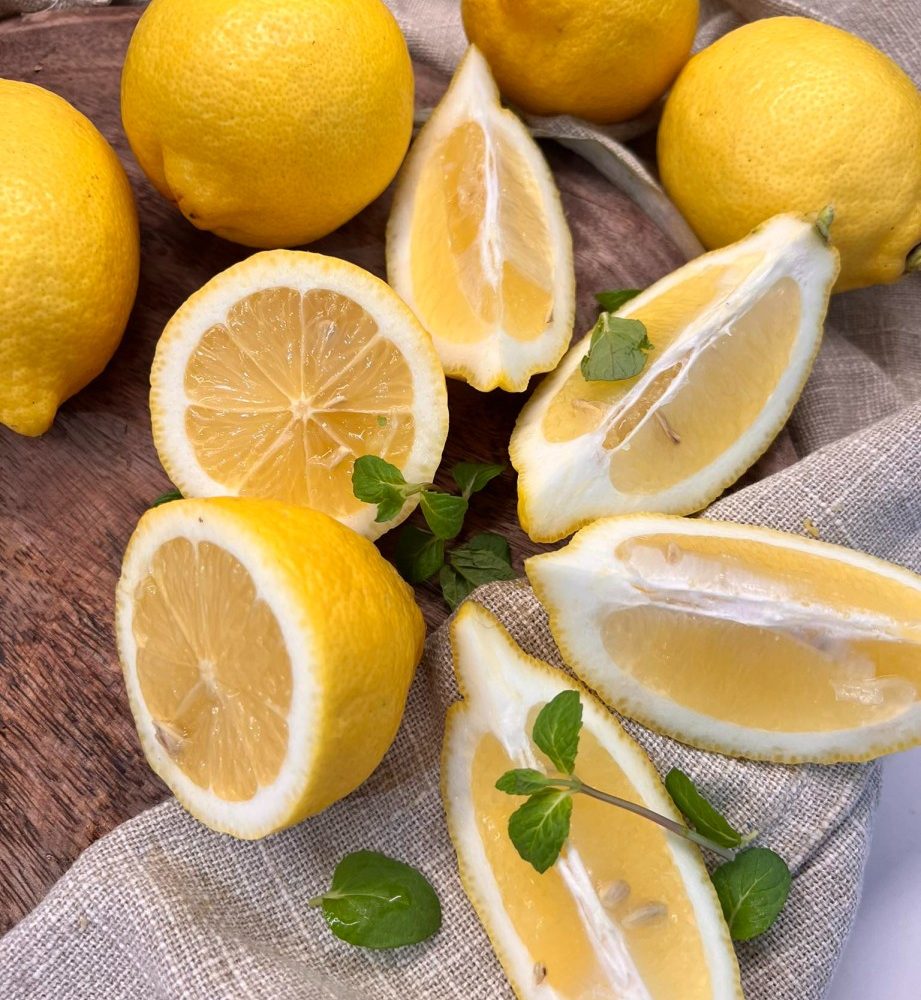 Domače limone družine Šamić, dolina reke Neretve.