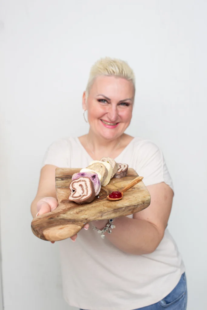 Anja Vrhnjak - Anjini domači štruklji - Mali plac za prihodnost